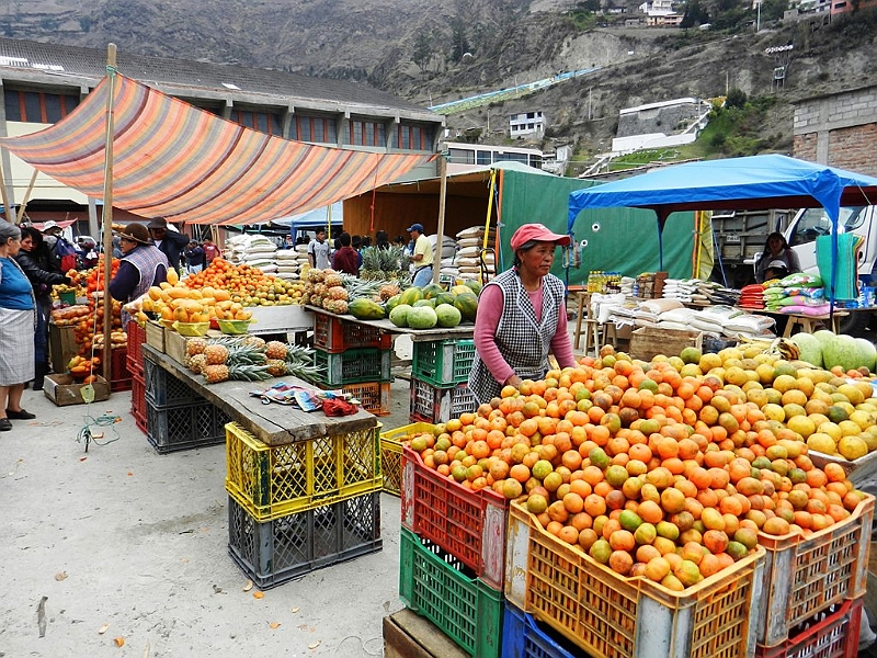 424_Ecuador_Alausi_Market.JPG