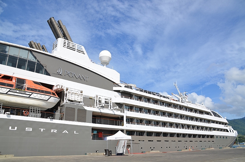 061_Ponant_L_Austral.JPG