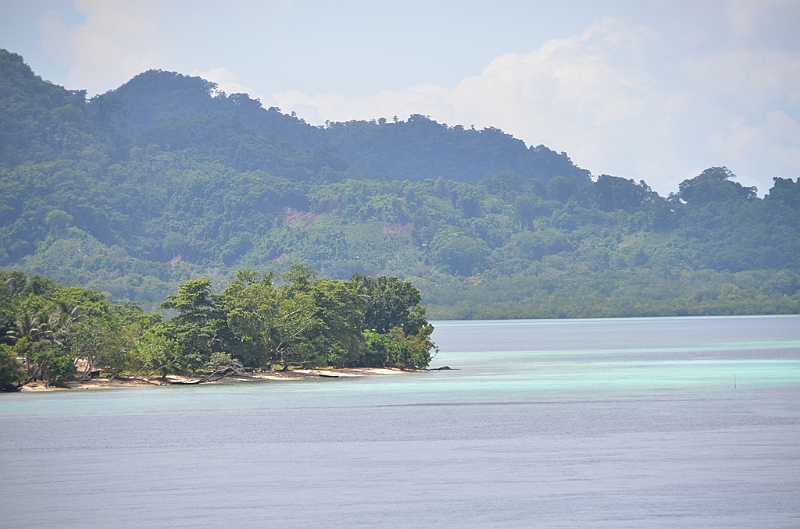 015_Solomon_Islands_Roderick_Bay.JPG