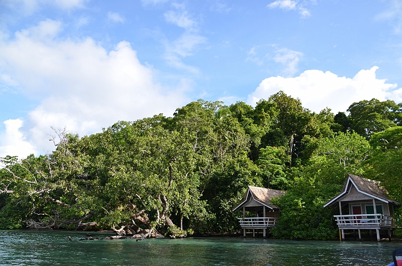 077_Solomon_Islands_Roderick_Bay.JPG