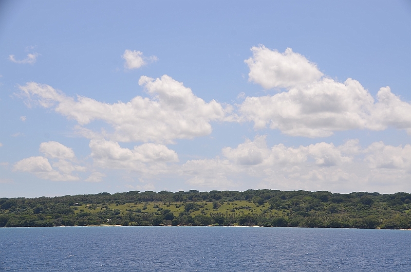 104_Vanuatu_Paradise_Lagoon.JPG