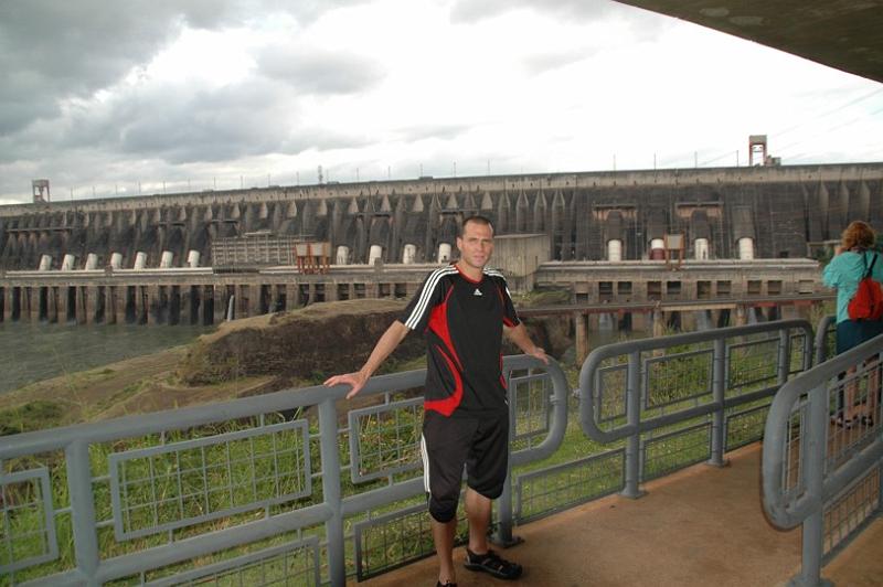2010_12_Brazil_Itaipu_Dam_Privat.JPG
