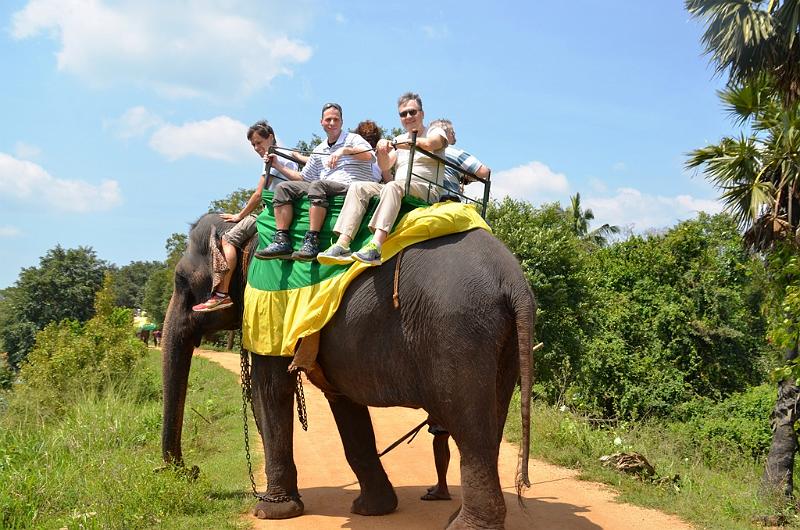 2015_05_Sri_Lanka_Giritale_Privat.JPG